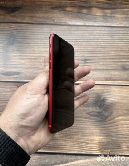 Телефон iPhone 8 64 gb