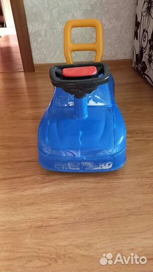 Машинка каталка толокар