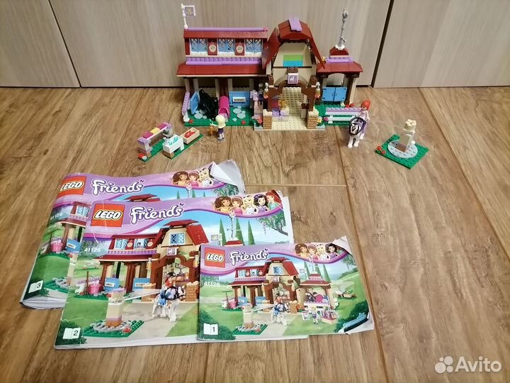 Lego Friends 41126 Клуб верховой езды в Хартлейке