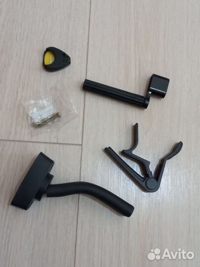 Акустическая гитара