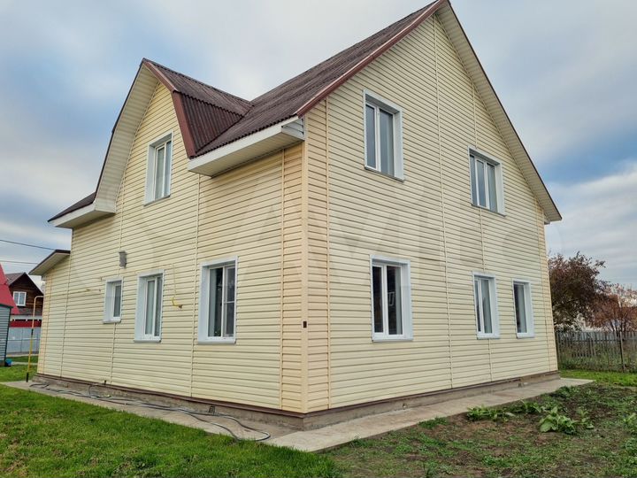 Коттедж 170 м² на участке 8,5 сот.