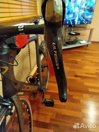 Карбоновый шоссейный велосипед Pinarello Dogma F10