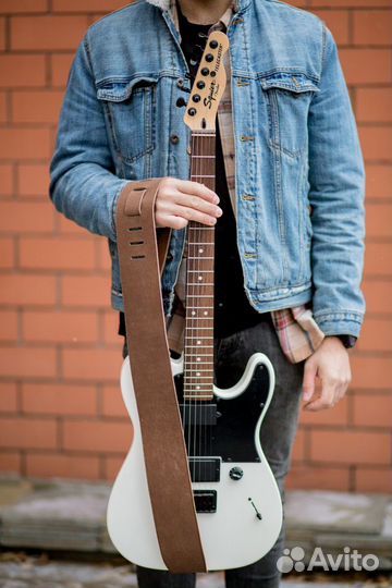 Кожаный ремень для гитары