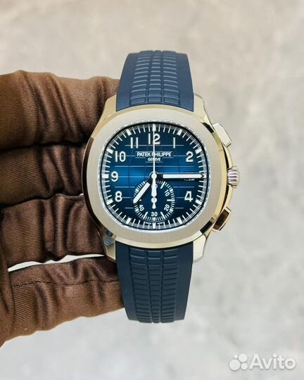 Часы Patek Philippe Aquanaut Blue dial