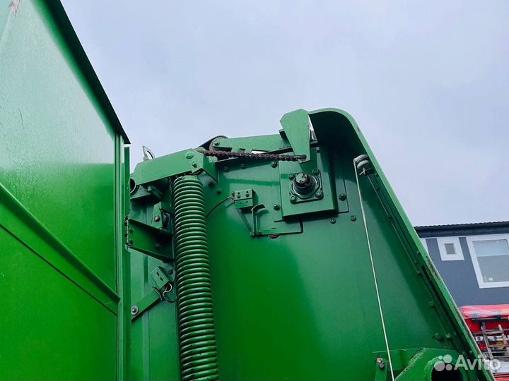 Пресс-подборщик John Deere 550, 1990