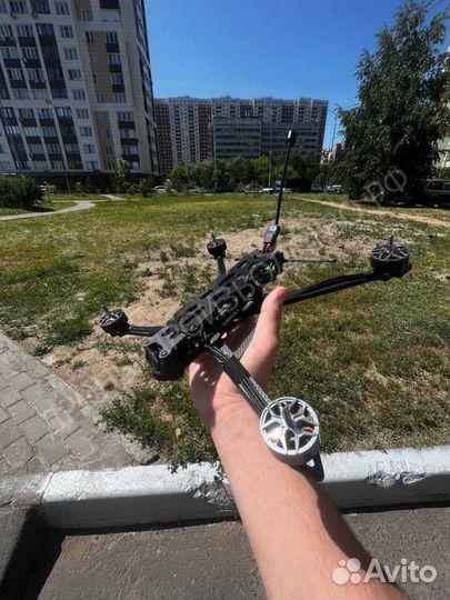 Квaдpокoптeр fpv пирaнья 7 и 10 дюймов