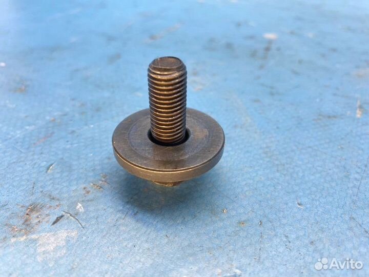 Болт Honda Cbr1000Rr 2004-2005