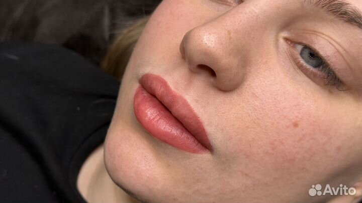 Перманентный макияж татуаж