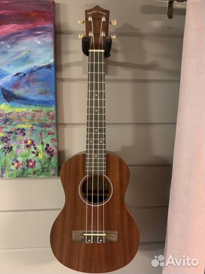 Укулеле гавайская гитара тенор