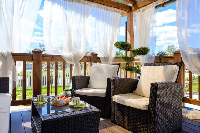 Дом 170 м² на участке 5 сот.