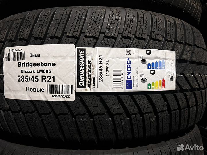 Bridgestone Blizzak LM005 DriveGuard 285/45 R21