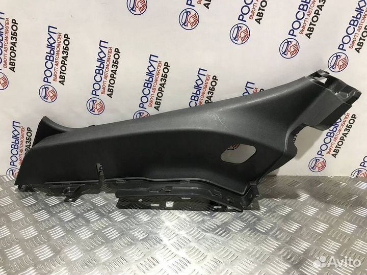 Обшивка стойки Hyundai Solaris 2