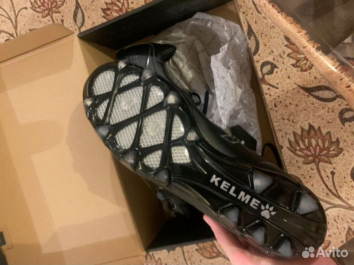 Футбольные бутсы Kelme