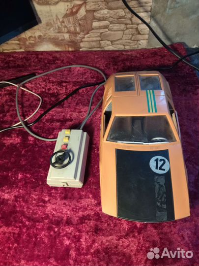 Игрушка машинка СССР на пульте управления