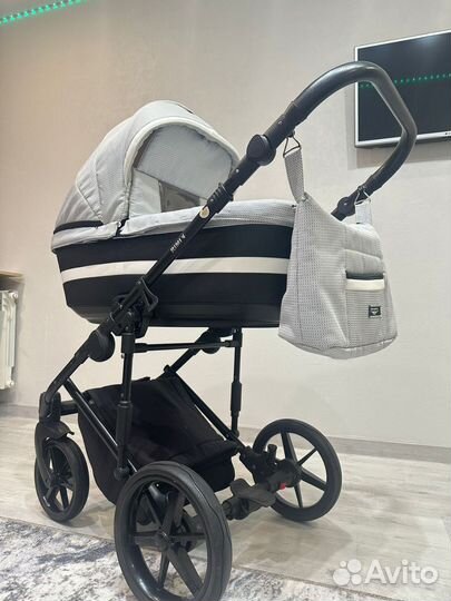 Коляска 2 в 1 adamex