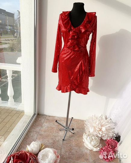 Платье новое