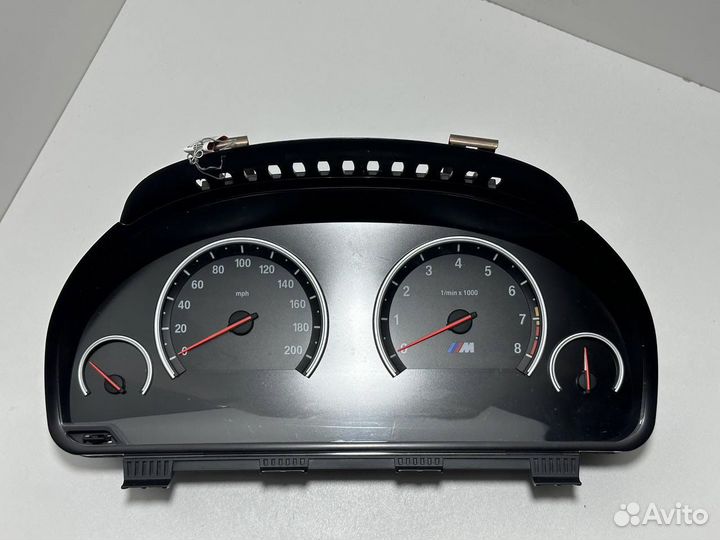 Приборная панель BMW M5 F10