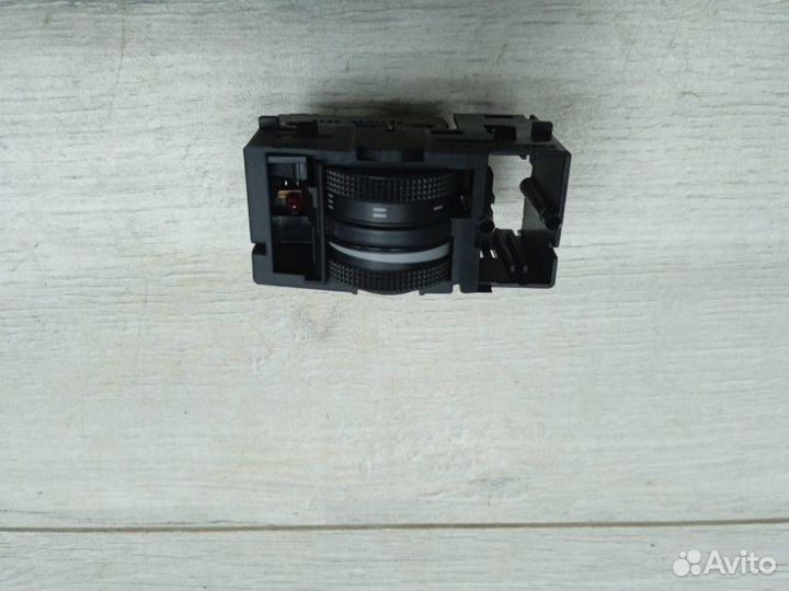 Кнопка регулировка фар Audi A3 хэтчбек BGU 2005