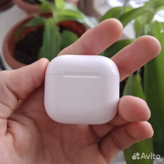 Наушники Apple AirPods 4