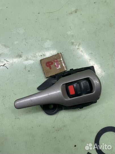 Ручка двери правая toyota corolla e15 150