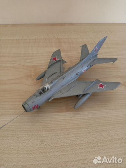 Модель самолёта миг-19 масштаб 1/72