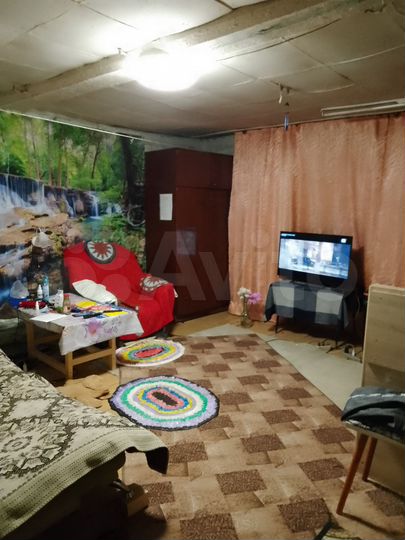 Дом 35 м² на участке 25 сот.