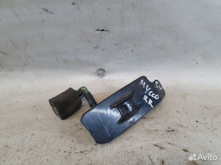 Кнопка стеклоподъемника задняя Ssangyong Musso