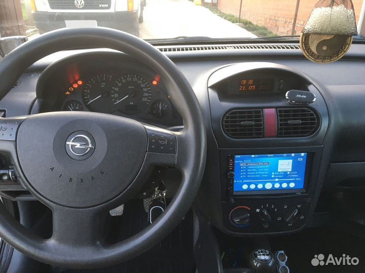 Opel Corsa 1.0 МТ, 2001, 300 000 км
