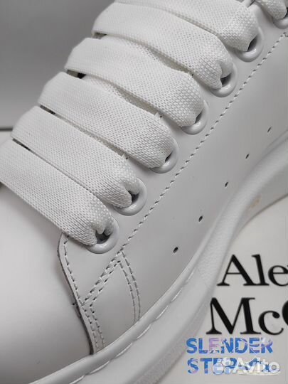 Кроссовки Alexander McQueen Oversized Sneaker Whit