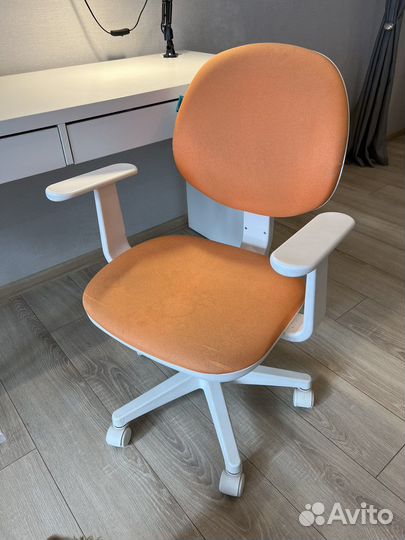 Компьютерный стул