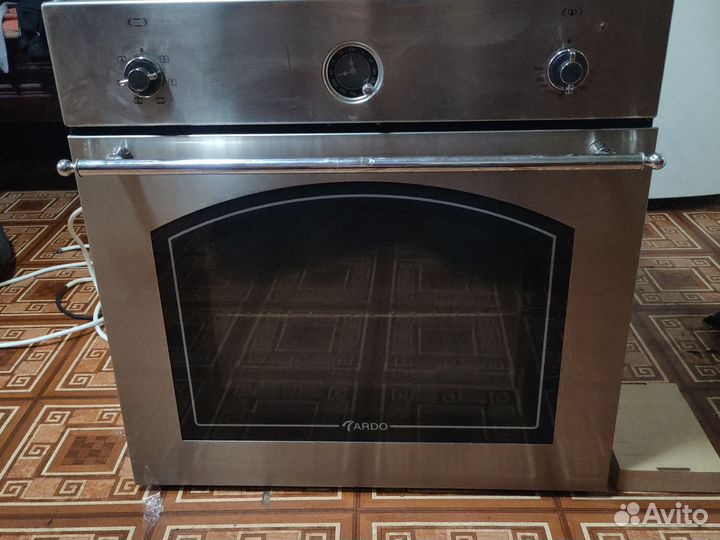Газовая варочная панель 4 конфорки и духовой шкаф