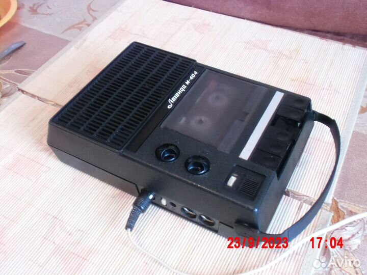 Кассетный магнитофон