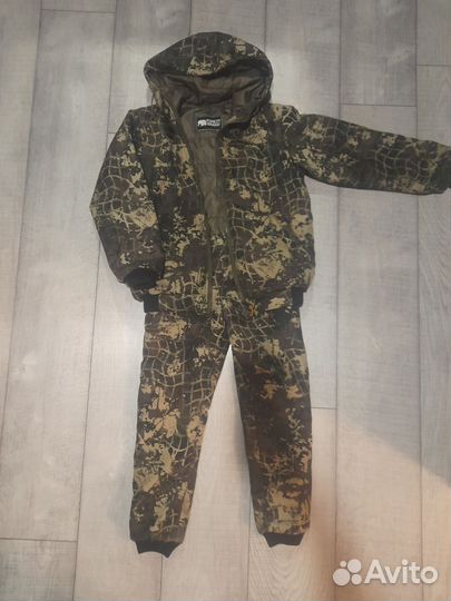 Детский весенний костюм