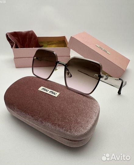 Солнцезащитные очки женские miu miu