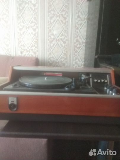 Продам электрофон