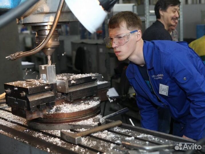 Фрезеровщик (автокомпоненты) Московская обл