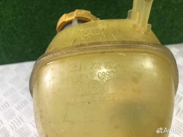 Расширительный бачок Opel Vectra C 9202200