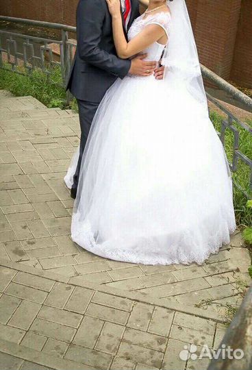 Свадебное платье