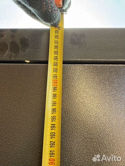 Дверь от застройщика