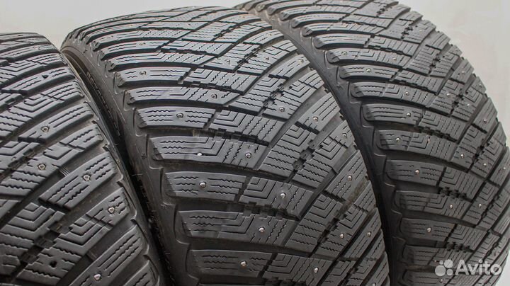 Goodyear UltraGrip Ice Arctic SUV 275/45 R20 110T