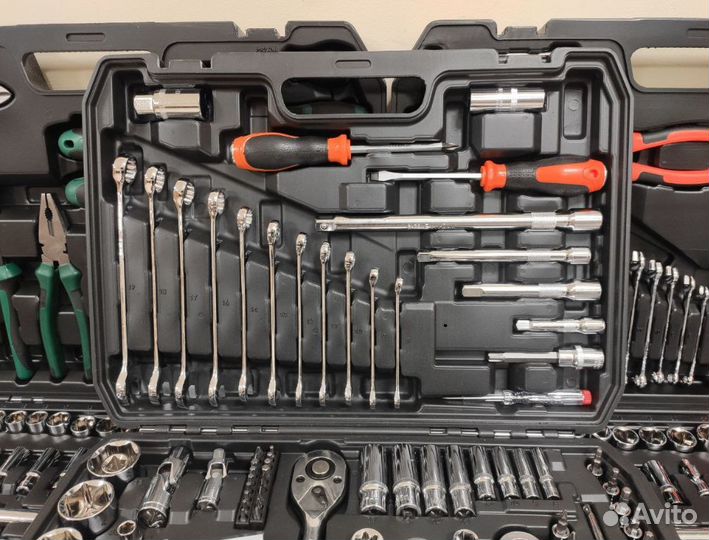 Набор инструментов 121 предмет