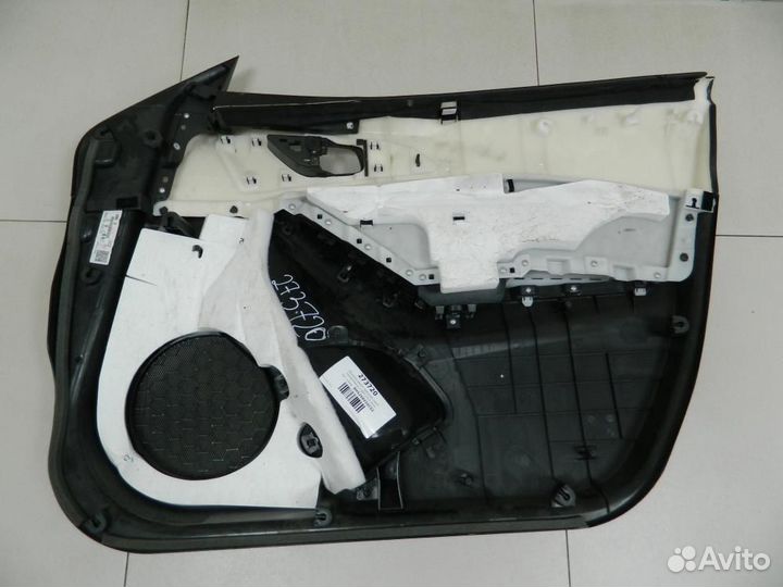 Обшивка двери передней левой Mazda 3 BM 2013-2016