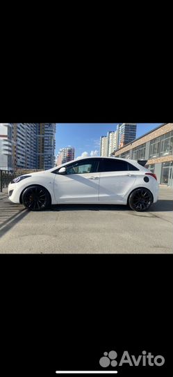 Triangle TR968 225/40 R18 92V