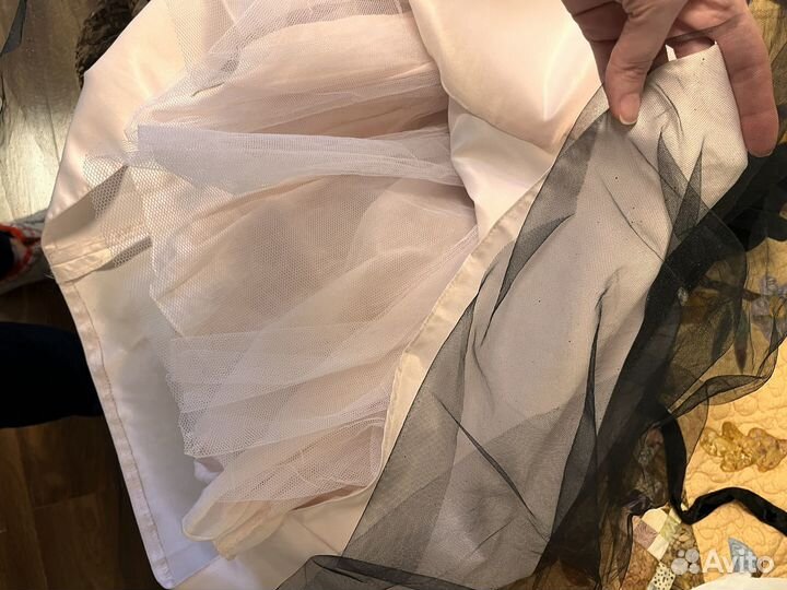 Праздничное платье 140