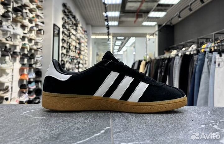 Кроссовки Adidas munchen в ТЦ Мтв Центр