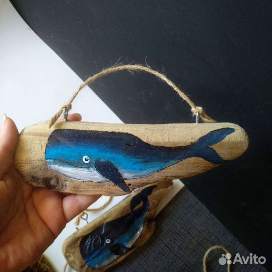 Панно. Маяки и киты