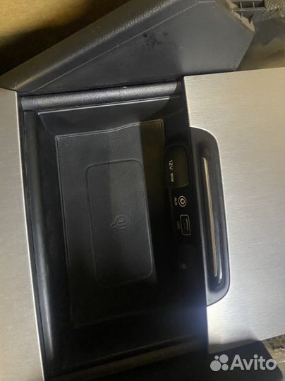 Блок беспроводной зарядки на kia optima 4 jf