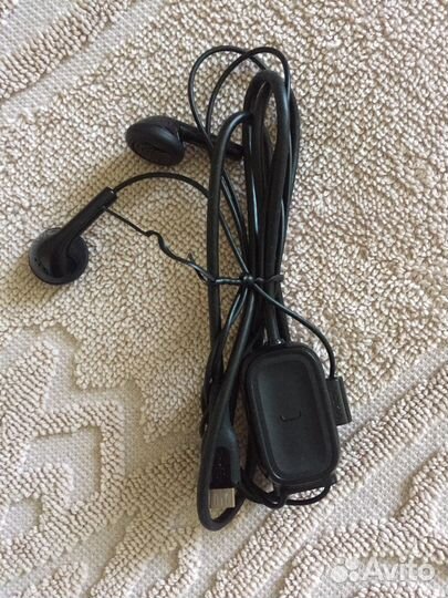 Оригинальные проводные наушники Nokia
