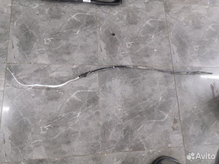 Трос ручника Volkswagen Polo