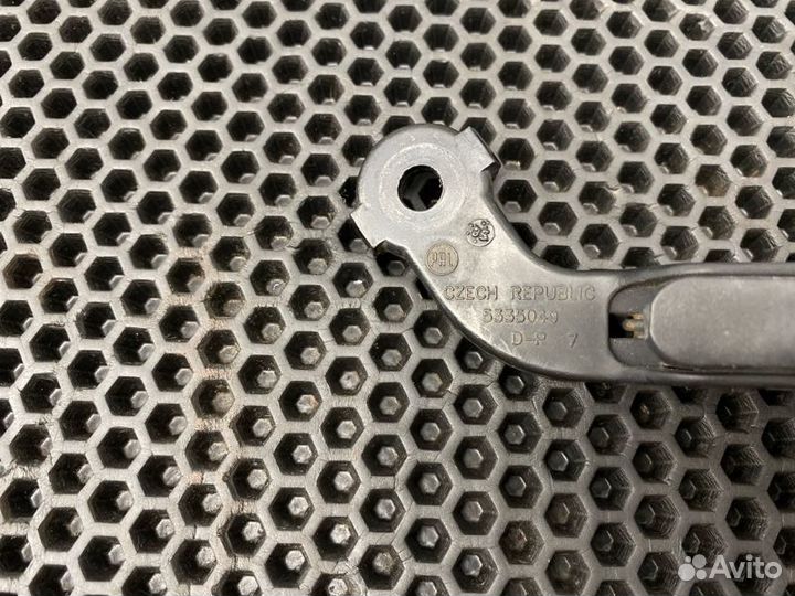 Поводок стеклоочистителя задний Volvo Xc90 C